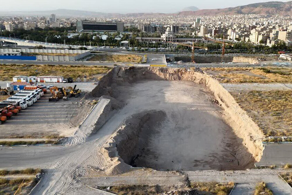 انجام ۱۱۰ هزار متر مکعب عملیات خاک‌برداری در پارکینگ طبقاتی باغشمال