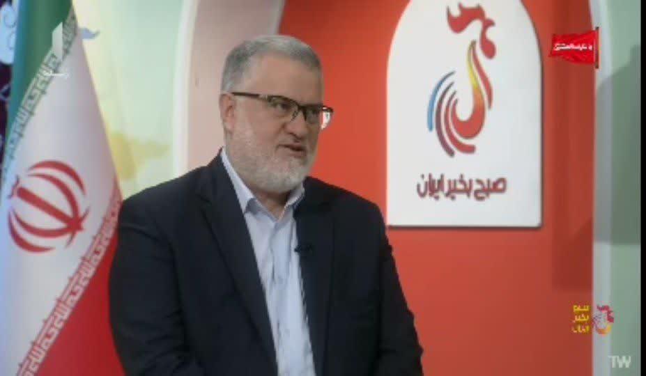 معتمدیان: پیام رهبر معظم انقلاب، نقشه راه دولت در ادامه مسیر خدمت است/ ۸۰ همت پروژه و جهش ۲۰ برابری انرژی خورشیدی در تهران