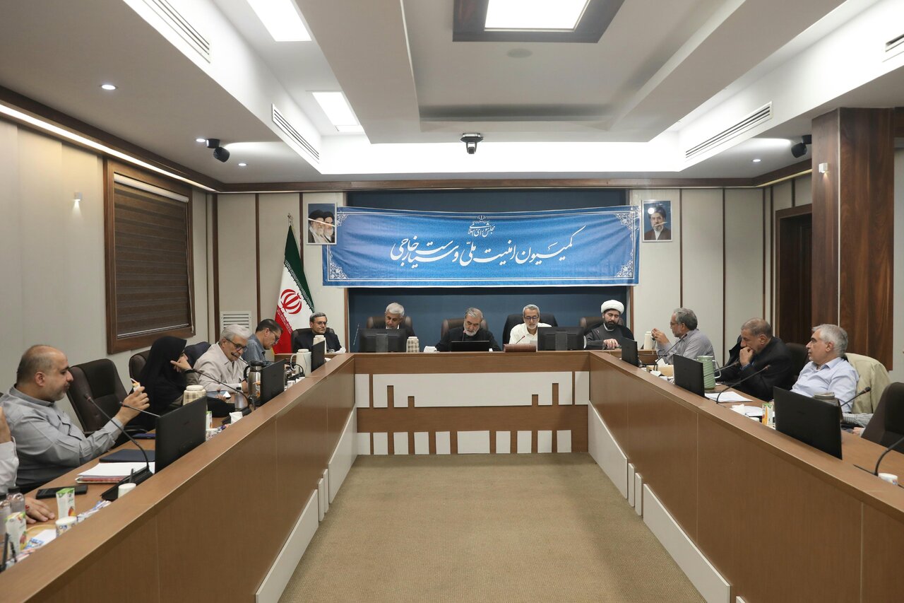 تکلیف ستاد کل نیروهای مسلح برای تعیین ضوابط تردد در تنگه هرمز