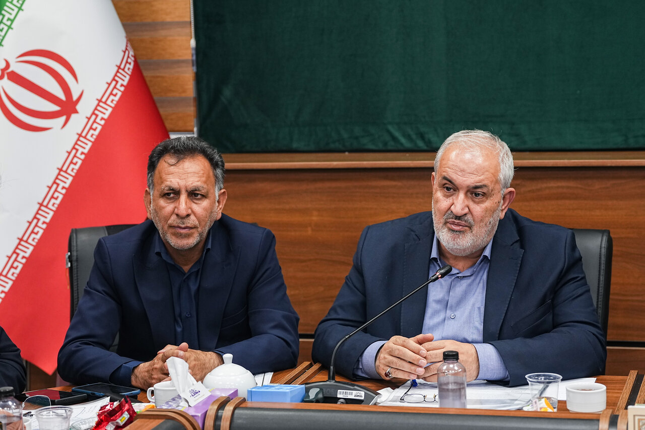 گلایه نمایندگان از ادامه خاموشی‌ها در جلسه کمیسیون انرژی/نگرانی‌ها از مازوت‌سوزی نیروگاه‌ها
