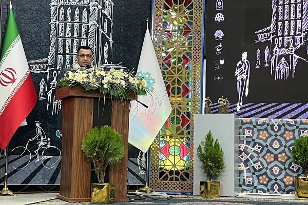 اجرای ۱۲۴ نوبت نمایش در ۶۰ مدرسه کمبرخوردار طی هفتمین جشنواره سراسری تئاتر خیابانی «تبریزیم