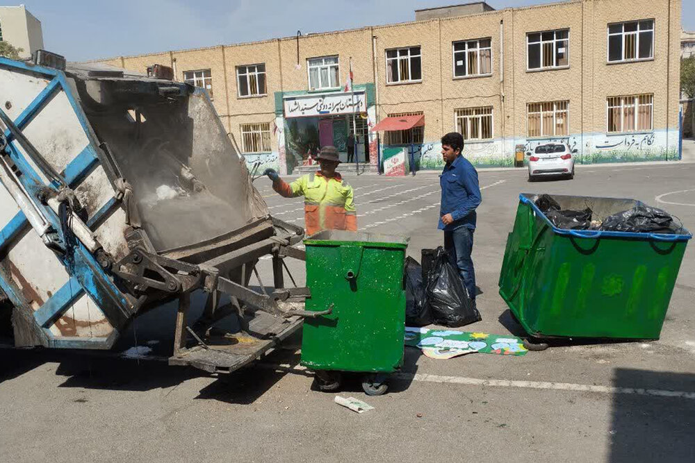 آغاز طرح «استقبال از مهر» در منطقه ۳ تبریز؛ آماده‌سازی فضای شهری برای بازگشایی مراکز آموزشی