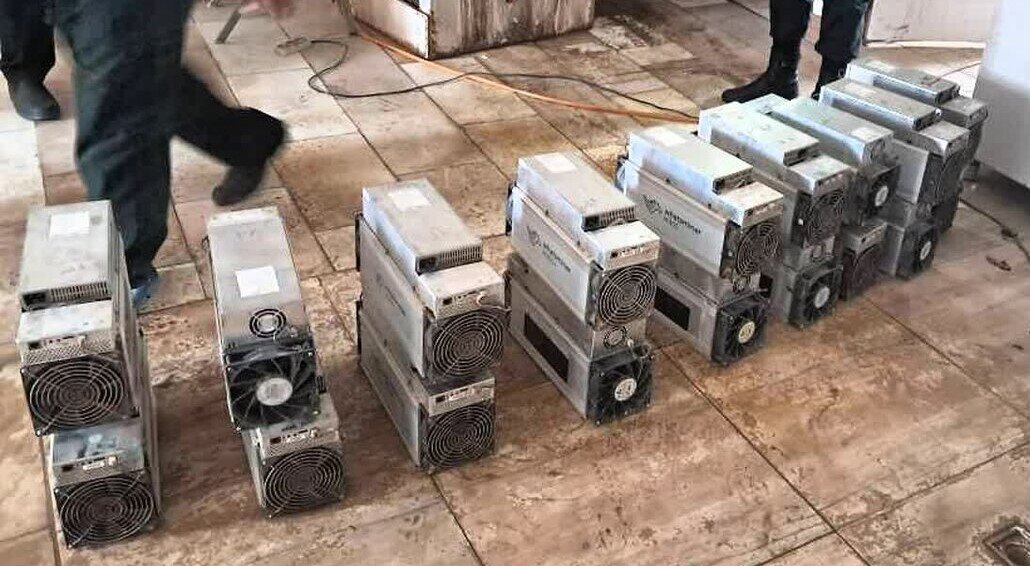 کشف ۲۰ دستگاه استخراج ماینر غیرمجاز در شهرستان کارون