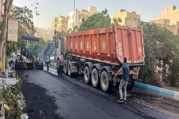 آسفالت ریزی ۳۰ هزار تنی معابر منطقه ۲ تبریز از ابتدای سال جاری