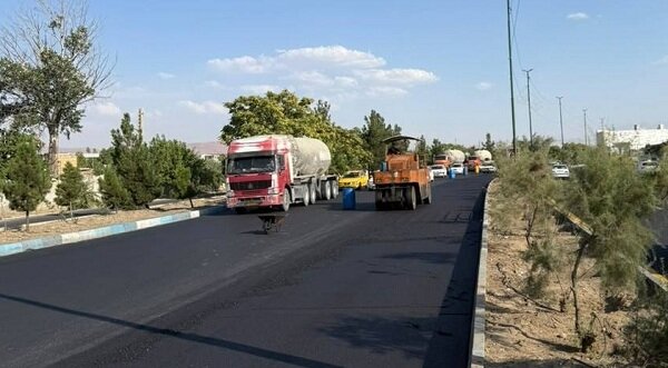 توزیع ۱۹۲۴ تن آسفالت در معابر غرب و شمالغرب تبریز
