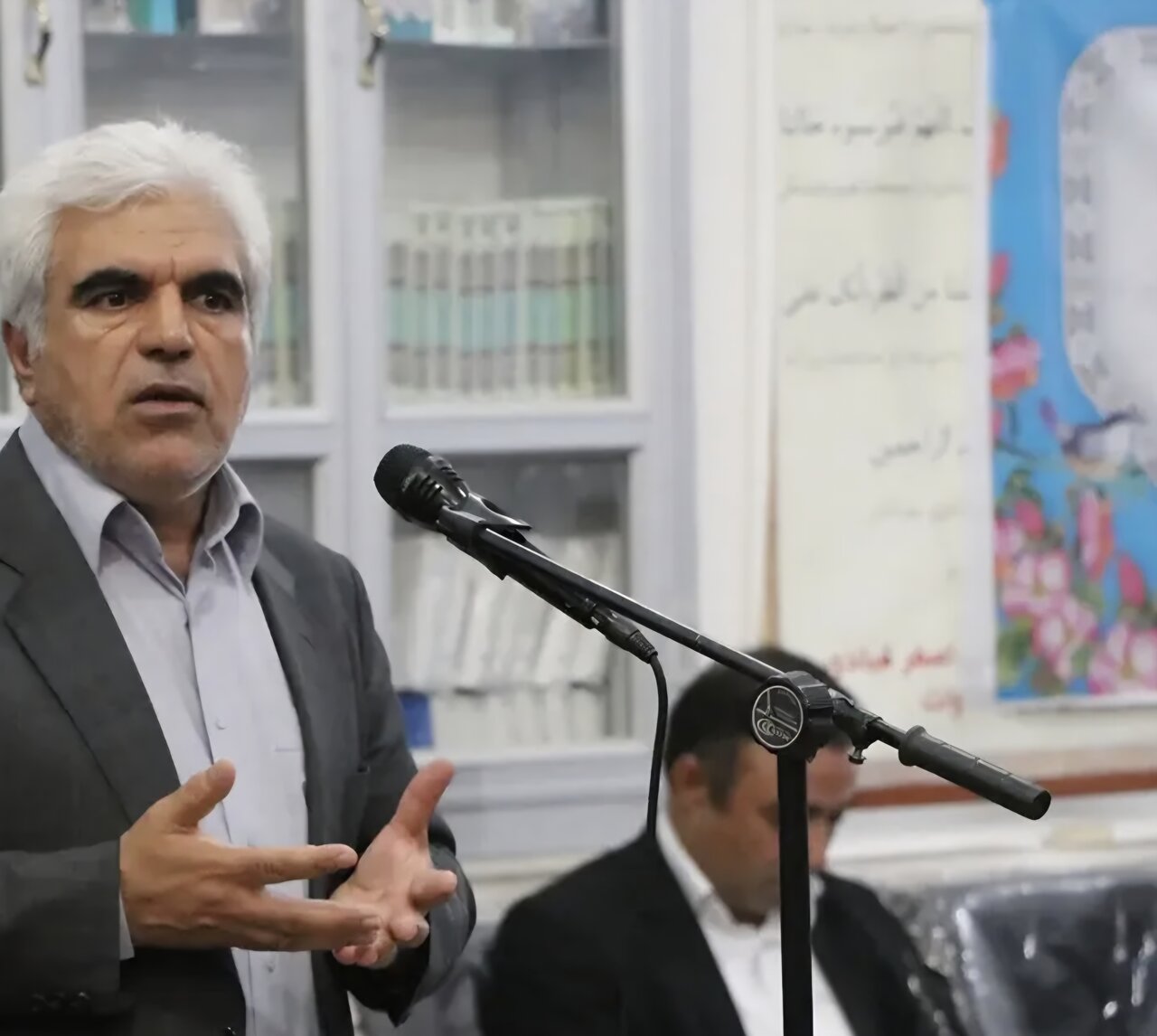 بررسی مطالبات اهالی روستای میاب با حضور حبیب‌زاده