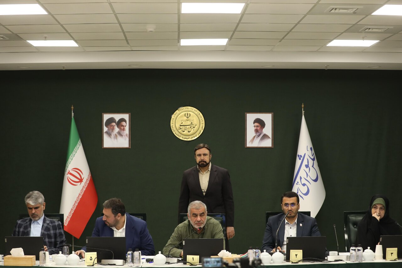 گلرو و عجم، عضو دبیرخانه دائمی کنفرانس‌های بین المللی فلسطین شدند