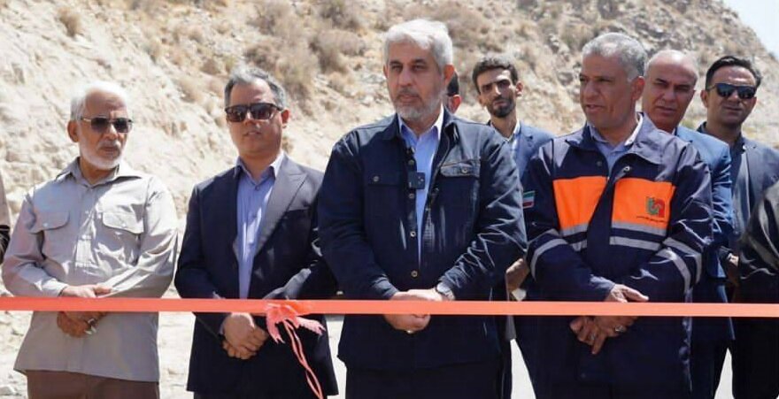 ۵ پروژه راه‌سازی عنبرآباد با اعتبار ۱۰۷ میلیارد تومانی افتتاح و کلنگ‌زنی شد