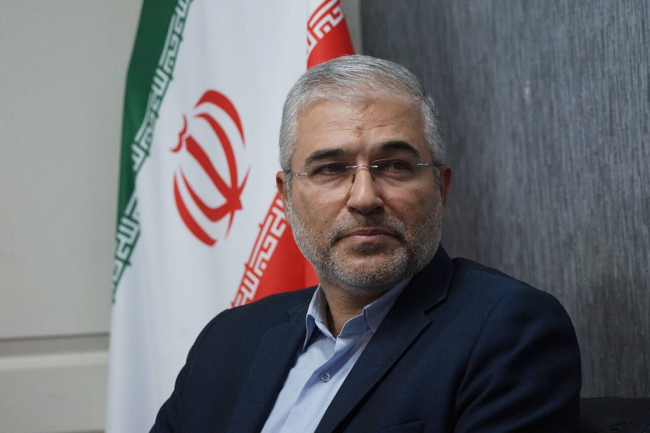 تنها راه پایان جنگ تحمیلی سوم، رعایت کامل شروط اعلامی رهبر انقلاب و تمکین دشمن متجاوز است / بزرگ‌نمایی آثار تحریم‌ها، نشانه بی‌تدبیری و قرار گرفتن در ریل دشمن است/انتقاد از «ارزپاشی» و بی‌توجهی به معیشت مردم