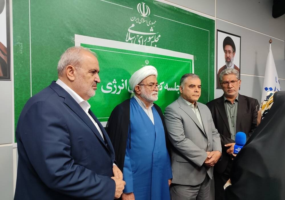 ابلاغ جدول ۵ ماهه سوخت زمستان به نفت و نیرو/ اولویت با تأمین گاز بخش خانگی و تجاری در زمستان است