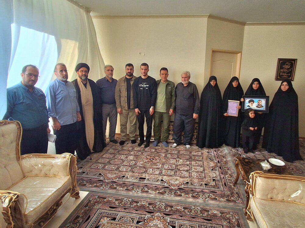 دیدار شهردار تبریز با خانواده شهید والامقام «قاسم صادقی» و جانباز و آزاده سرافراز «نادر علیزاده حشمت آباد