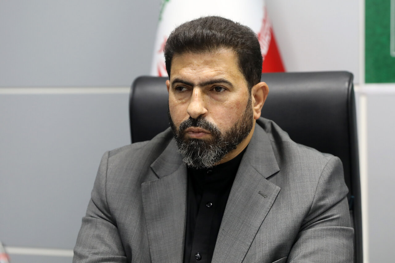 دولت باید بازار ارز را سامان دهد/ جنگ نباید بهانه کم‌کاری در مهار گرانی‌ها شود