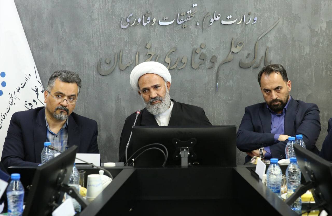 پی‌گیری مشکلات زیرساختی مشهد در کمیسیون اصل نود مجلس/ مشهد به دو فرودگاه نیاز دارد