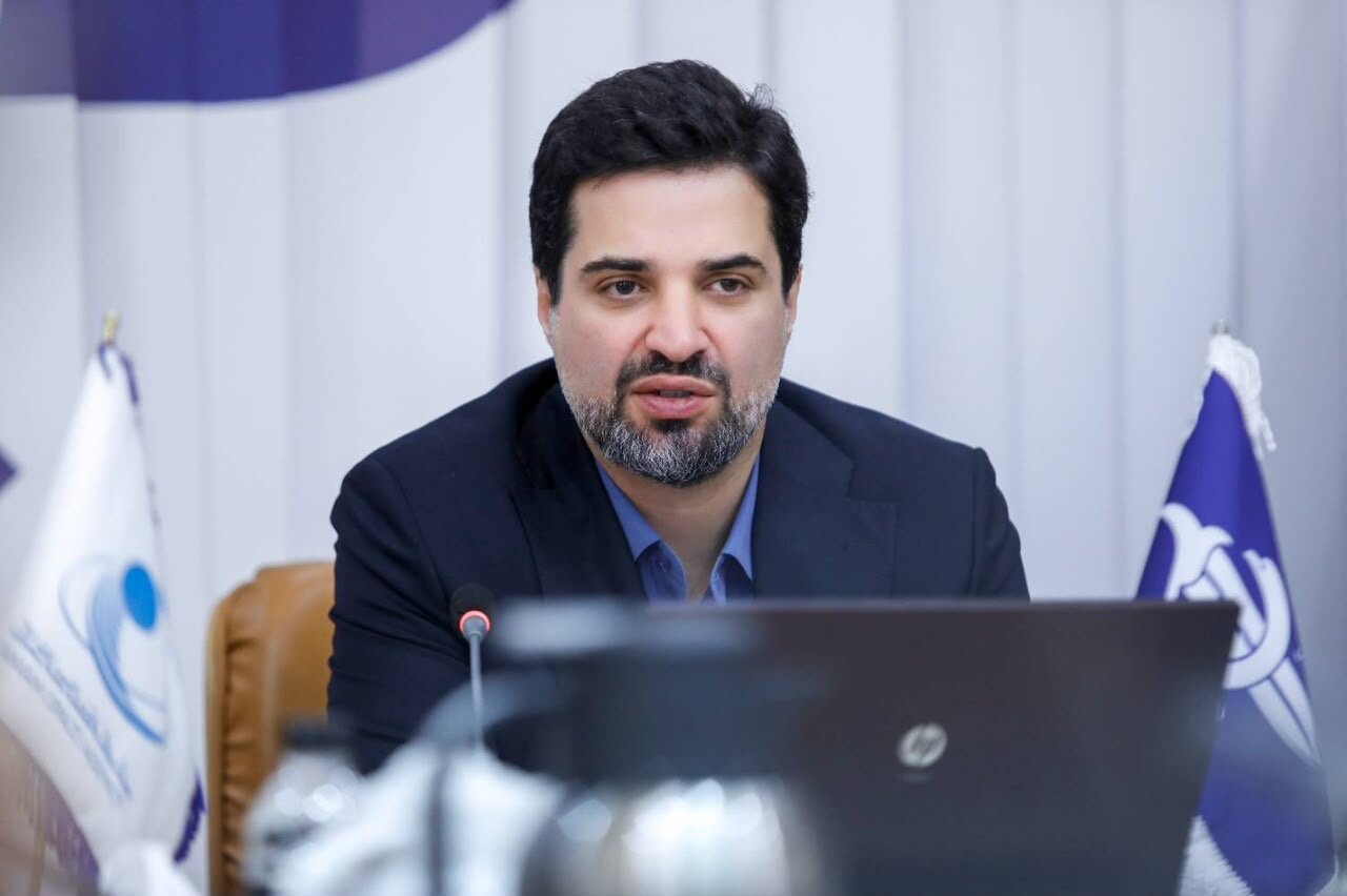 ازسرگیری پروازهای ایران به عمان و آذربایجان در دست پی‌گیری است