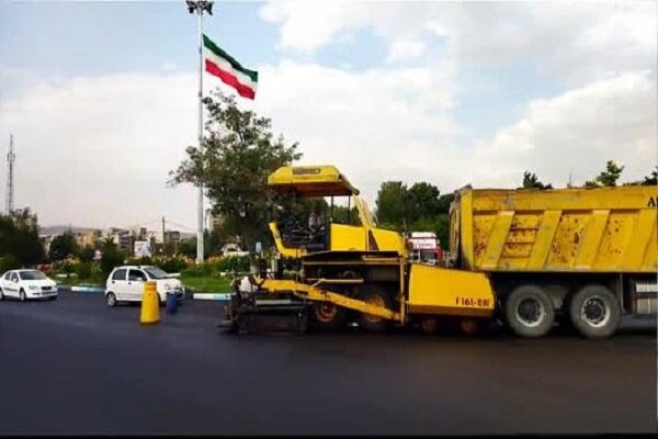 آسفالت ریزی ۵۰۰ تنی برای بهسازی میدان ائل گلی