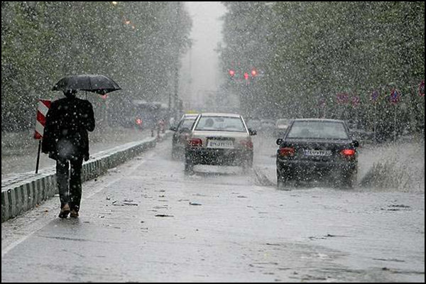 آغاز بارش باران در غرب با ورود سامانه بارشی جدید به کشور