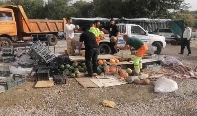 ایمن‌سازی حاشیه اتوبان شهید کسایی؛ جمع‌آوری دست‌فروشان و مسدودسازی محل بساط‌گستری با نیوجرسی