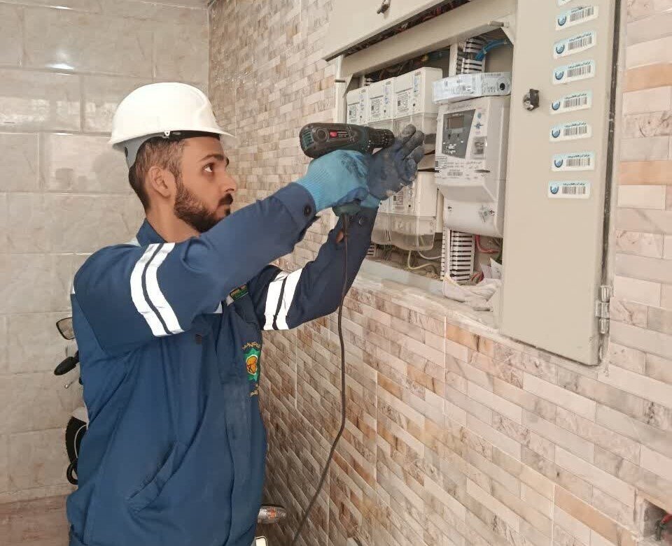 شناسایی و جمعآوری ۱۸۱ مورد برق غیرمجاز در لرستان