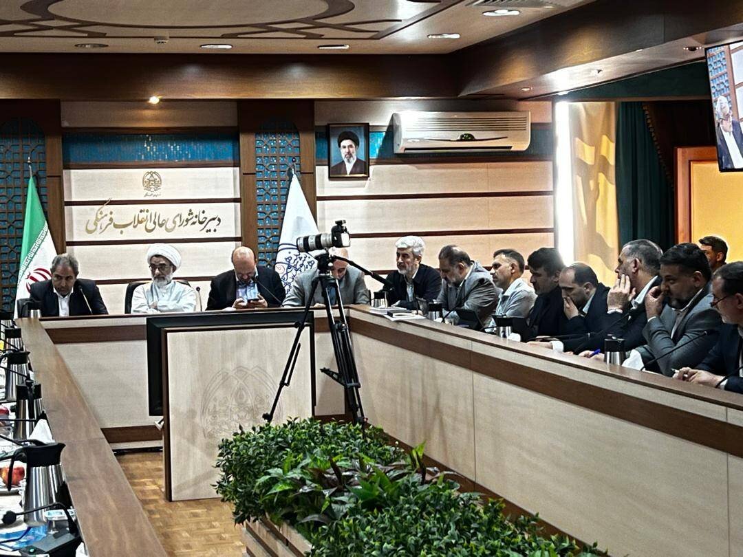 منادی: جلسات مشترک مجلس و شورای عالی انقلاب فرهنگی باید به راهکار اجرایی برسد /خسروپناه: اختلاف درباره اجرای سیاست‌های کنکور باید در جلسات کارشناسی حل شود