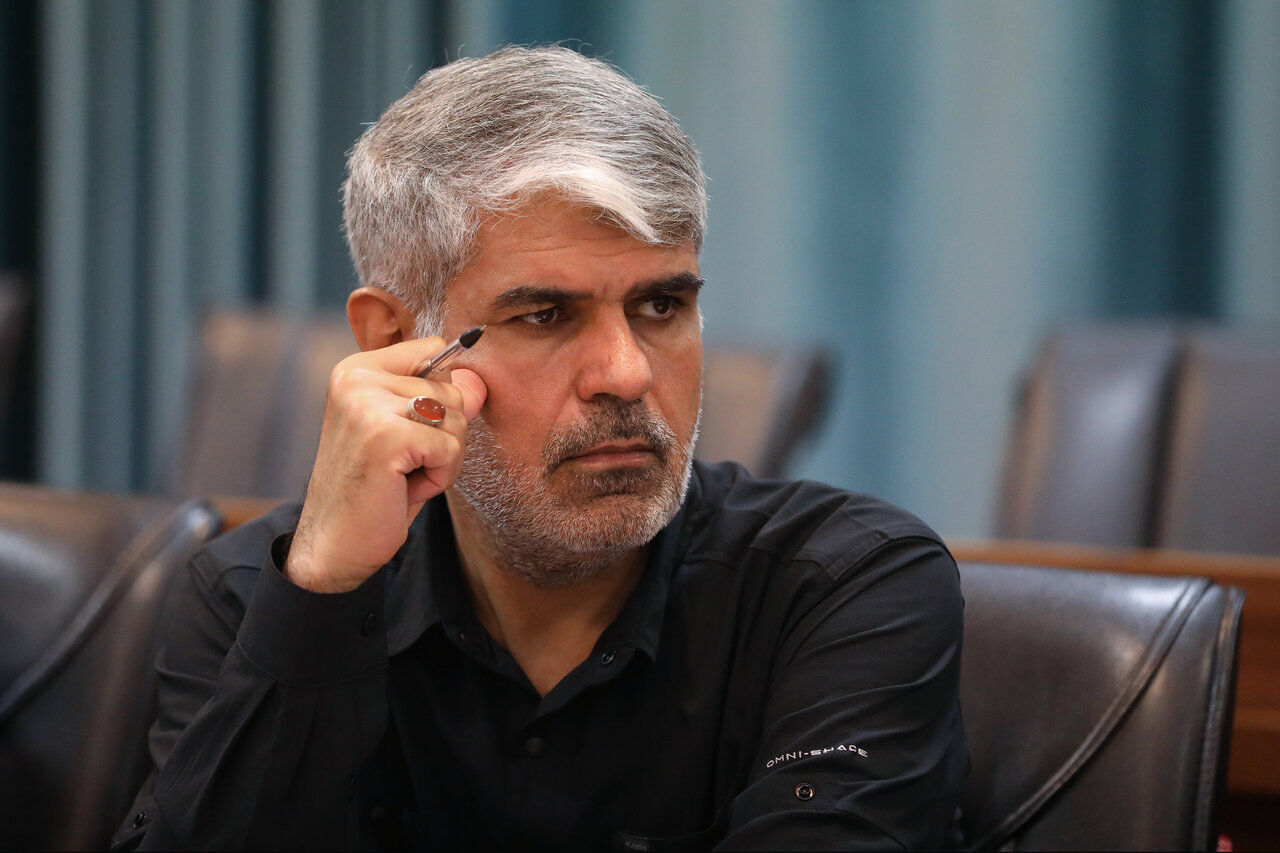 بودجه به‌تنهایی معجزه نمی‌کند؛ مجلس دیگر به رقم بودجه قانع نیست و «نتیجه ملموس» می‌خواهد/ رد مفهوم «وزیر دوم» در آموزش و پرورش؛ تاکید کمیسیون آموزش بر پاسخگویی مستقیم وزیر