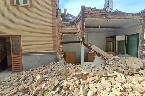 بازگشت ۲ مورد ساخت‌وساز غیرمجاز در منطقه ۱۰ تبریز به حالت اولیه