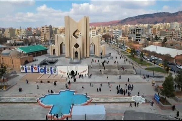 تعیین تکلیف حقوقی مقبره‌الشعرا و تالار تئاتر شهر ضروری است/ ساماندهی مقبره‌الشعرا نیازمند ۲ هزار میلیارد تومان اعتبار
