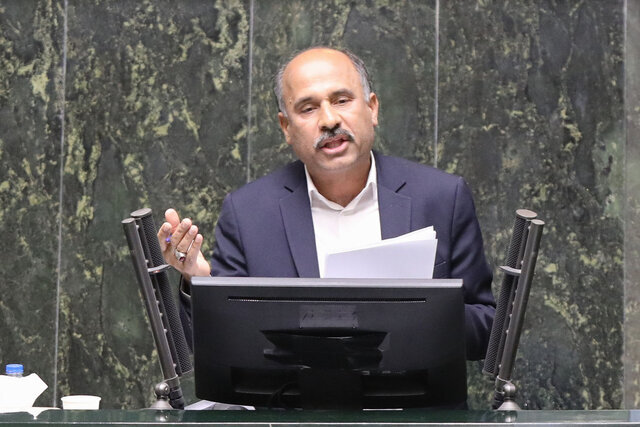 میناب و شرق هرمزگان در خط مقدم جنگ هستند/ردیف اعتباری ویژه برای توسعه میناب اختصاص داده شود