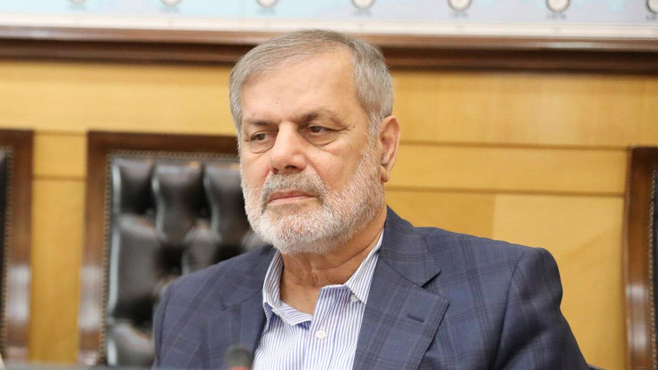 رئیس‌جمهور آمریکا خیال تصرف تنگه هرمز را به گور خواهد برد