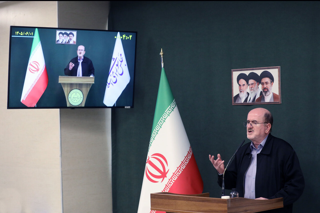 قدیمی بودن فناوری و وابستگی به خارج، آسیبهای اصلی شبکه بانکی است