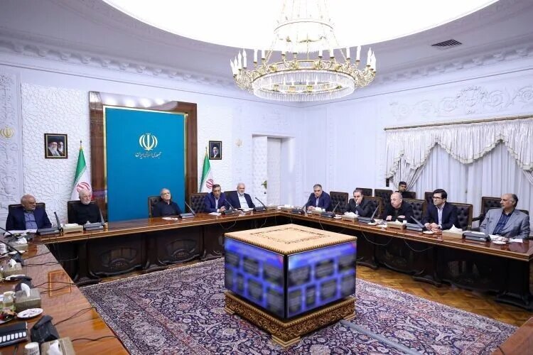 پزشکیان: استراتژی مدیریت مصرف می‌بایست مبتنی بر اعتماد عمومی باشد