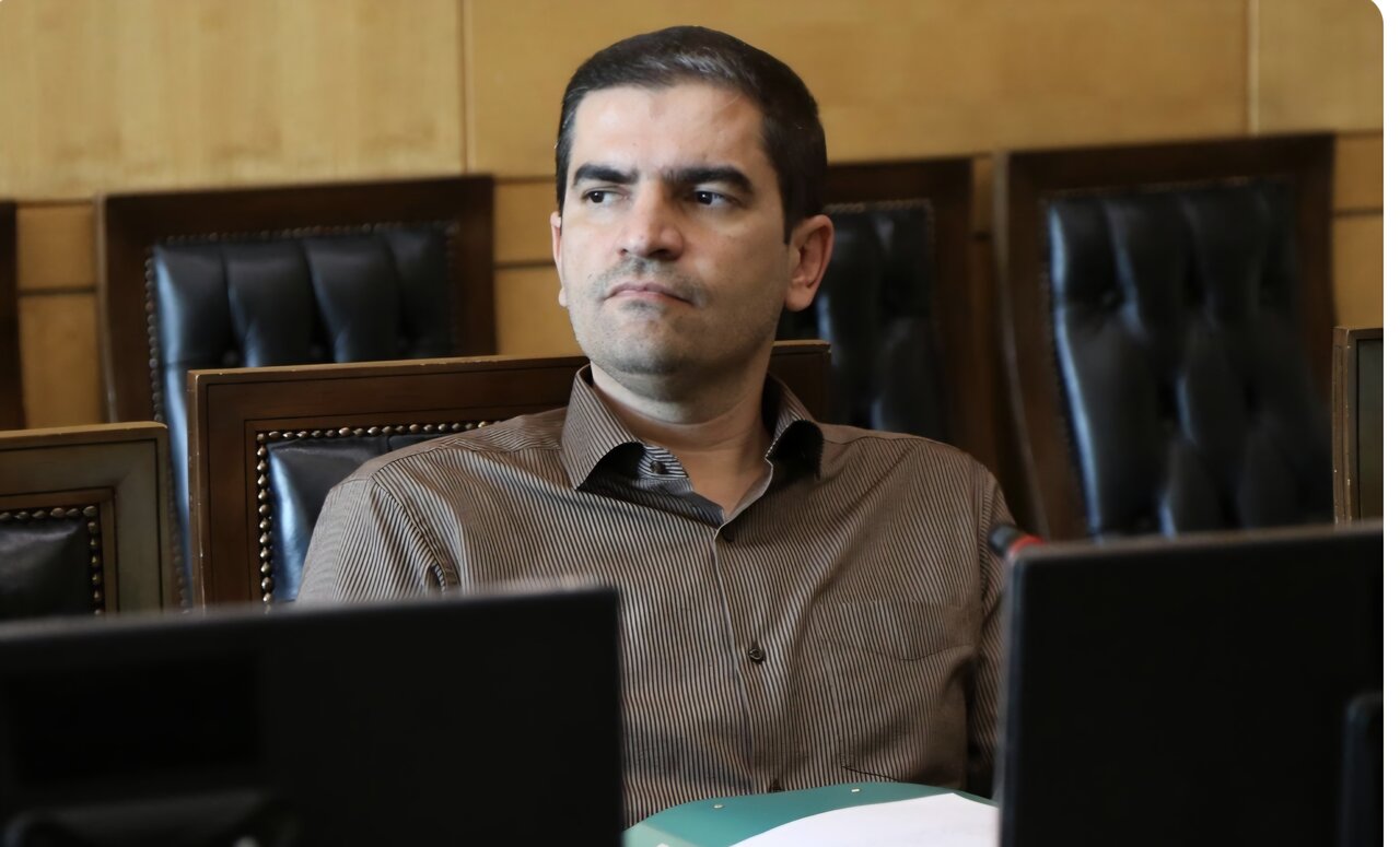 گرفتاری مردم برای تامین خودرو رفع شود
