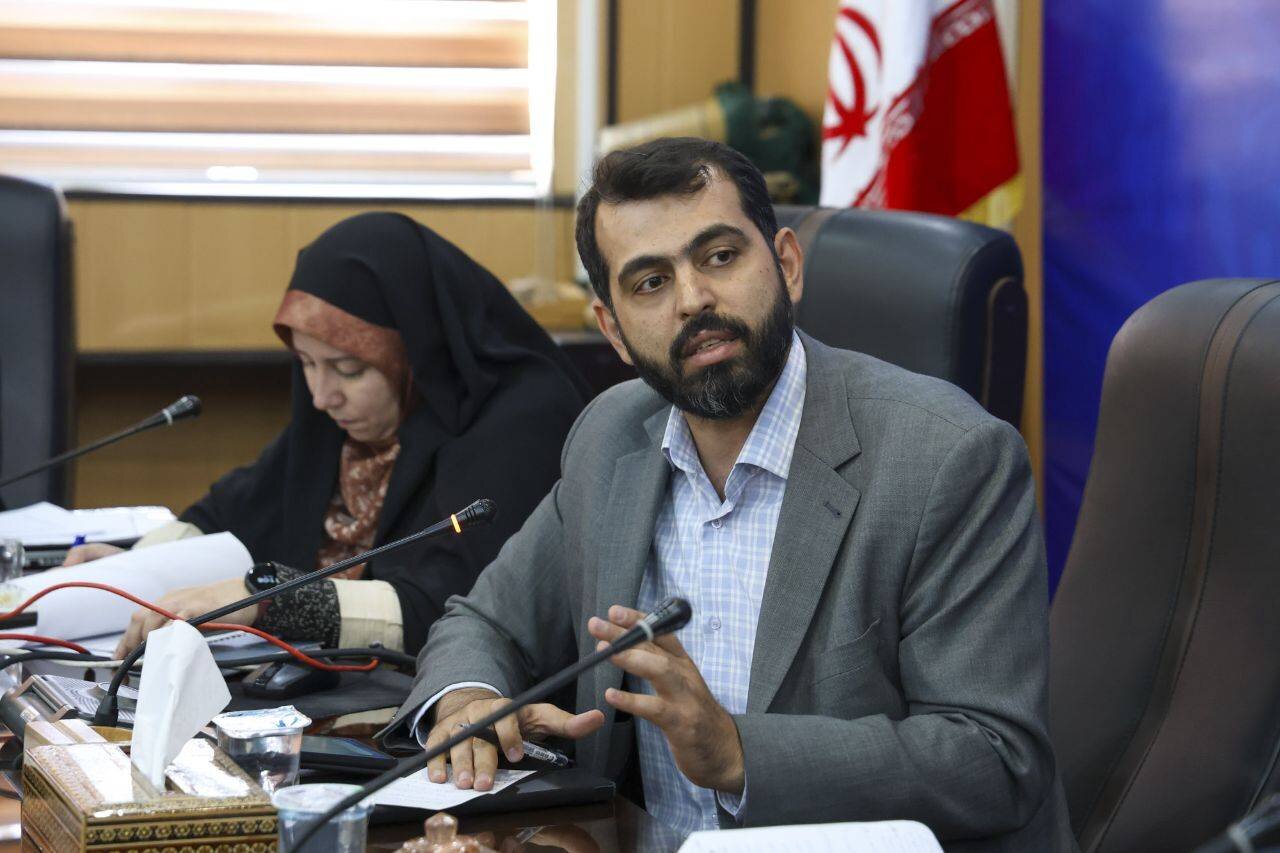 پی‌گیری وضعیت واگذاری زمین به متقاضیان قانون جوانی جمعیت در شیراز توسط نجابت