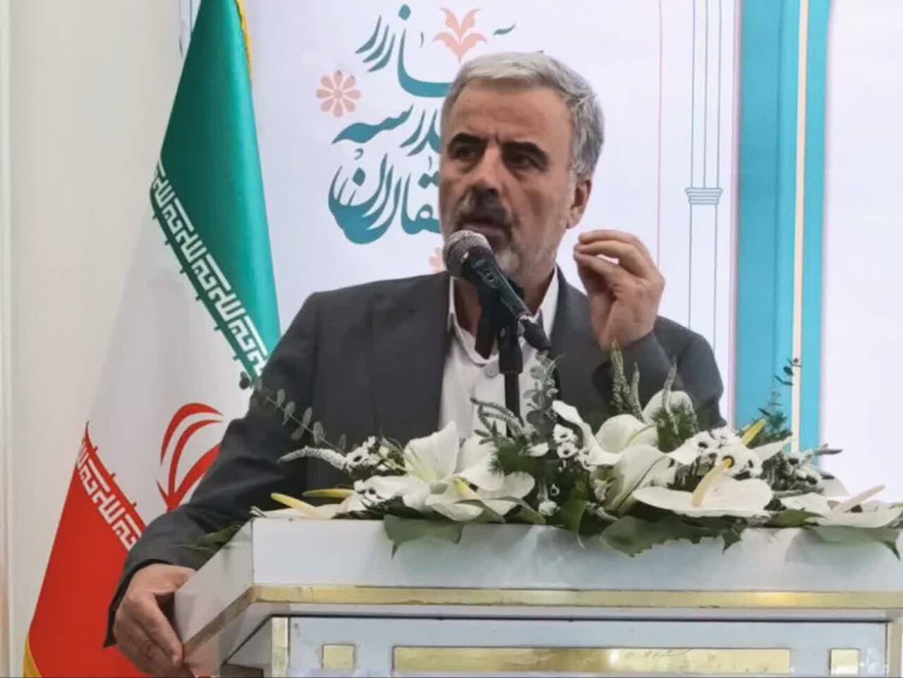 آموزش و پرورش زیربنای توسعه کشور است/ سرمایهگذاری برای آینده کشور در گرو توجه به آموزش و پرورش است