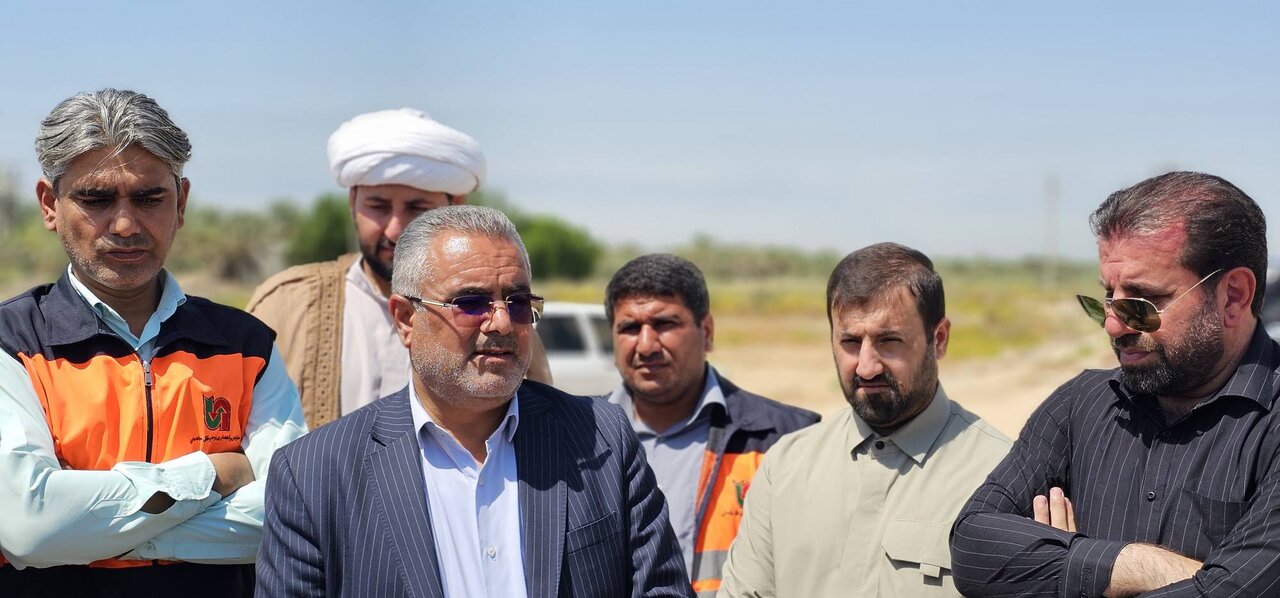 از جاده‌های ارتباطی تا معابر روستایی؛ بازدید میدانی خنفری از روند اجرای پروژه‌های زیرساختی شهرستان شادگان