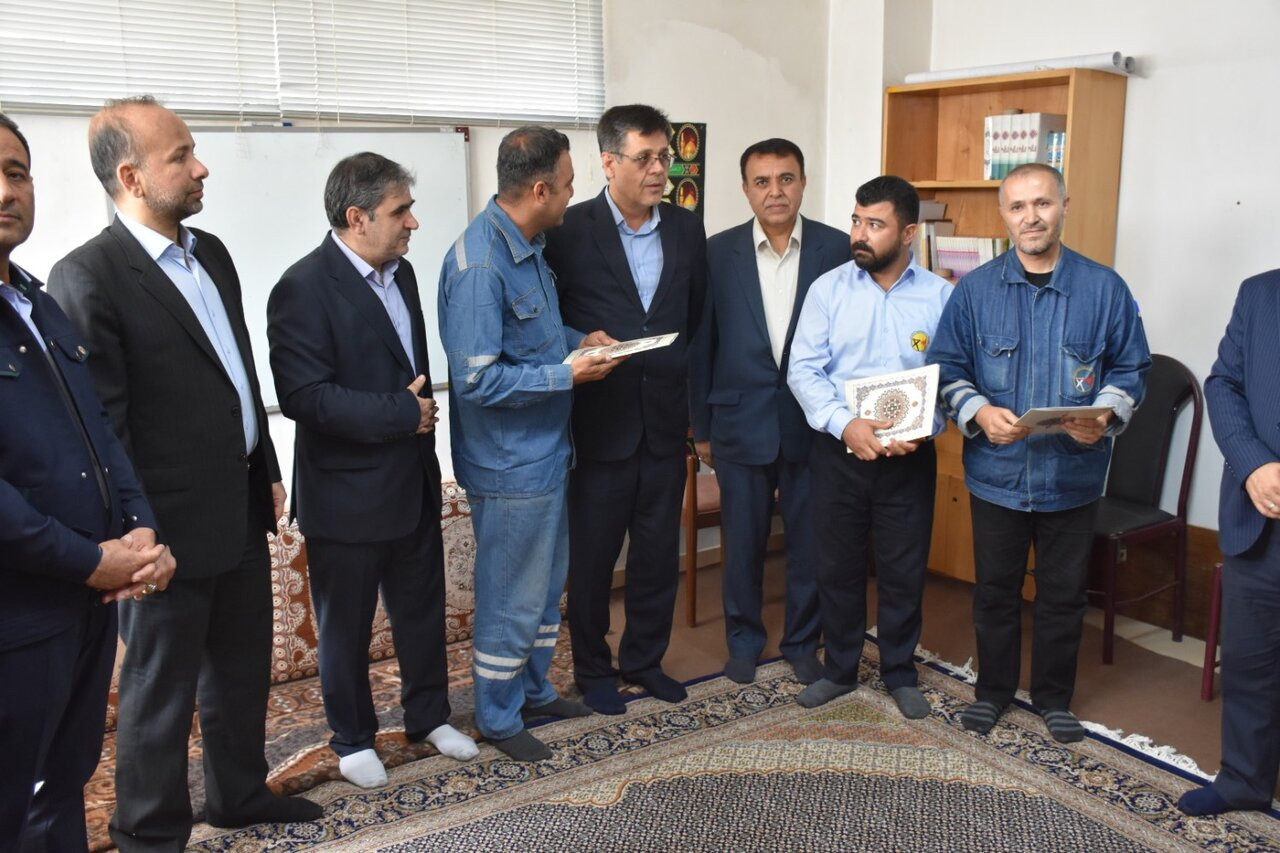 تجلیل مدیرعامل توانیر از تلاشگران طرح ملی مهتاب در ارومیه