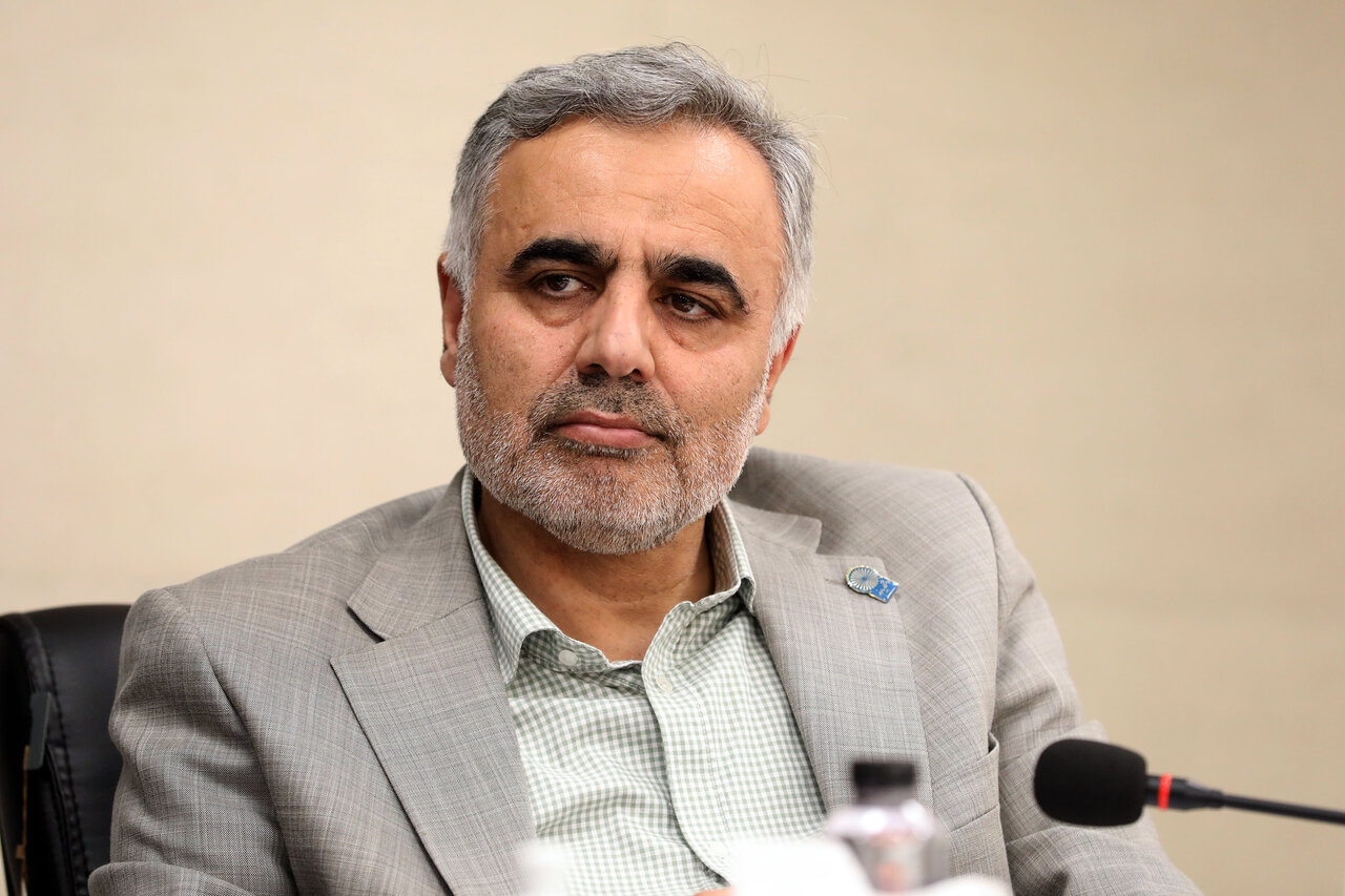 وزارت علوم و شورای سنجش تا چه اندازه می‌توانند گره دانشجویان بین‌الملل پیام‌نور را باز کنند؟