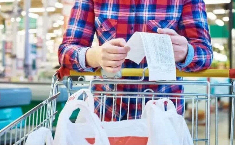 کنترل قیمت،کیفیت کالا و سلامت زنجیره توزیع باید همزمان پی‌گیری شود/ مهار گرانی نیازمند نظارت میدانی و برخورد بیملاحظه با متخلفان است