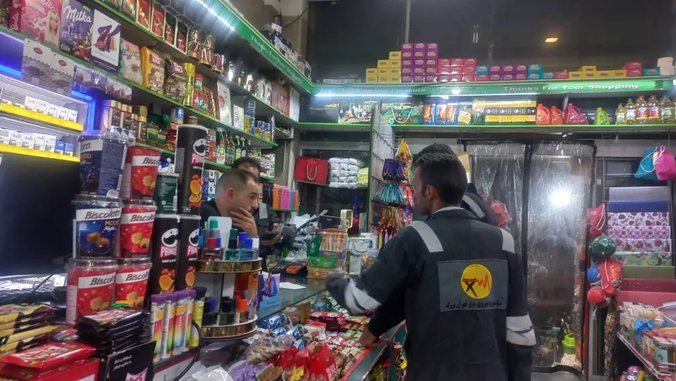 برگزاری سیزدهمین مانور پایش مصارف نامتعارف برق در تهران و تعدیل مصرف بیش از ۵ هزار لامپ