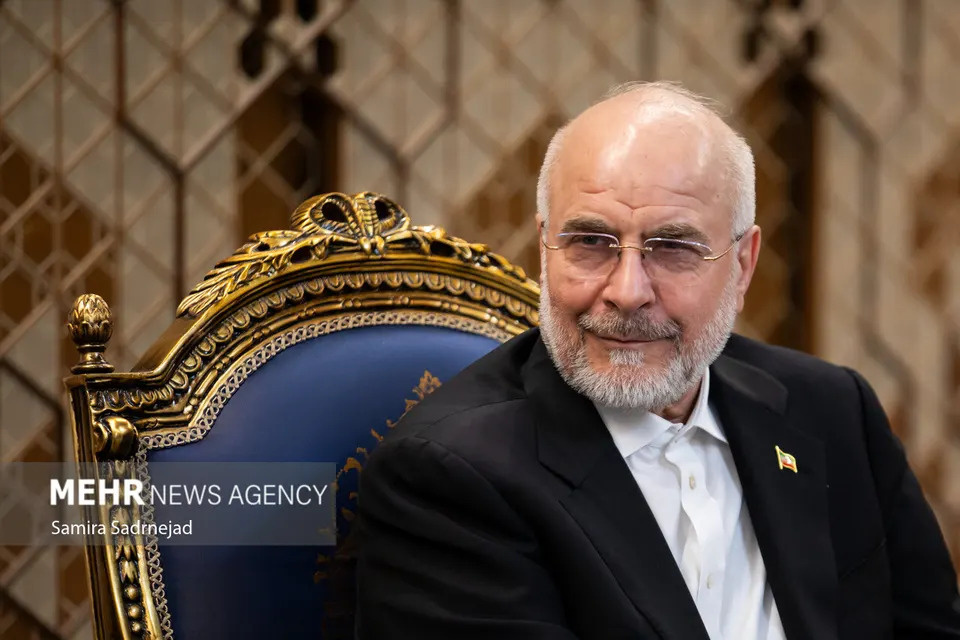 قالیباف: جهان در حال تماشای آمریکا بر لبه‌ی پرتگاه است
