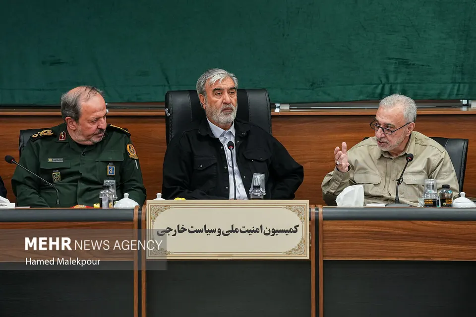 کمیسیون امنیت ملی مجلس، مهرداد اخلاقی را واجد صلاحیت وزارت دفاع دانست