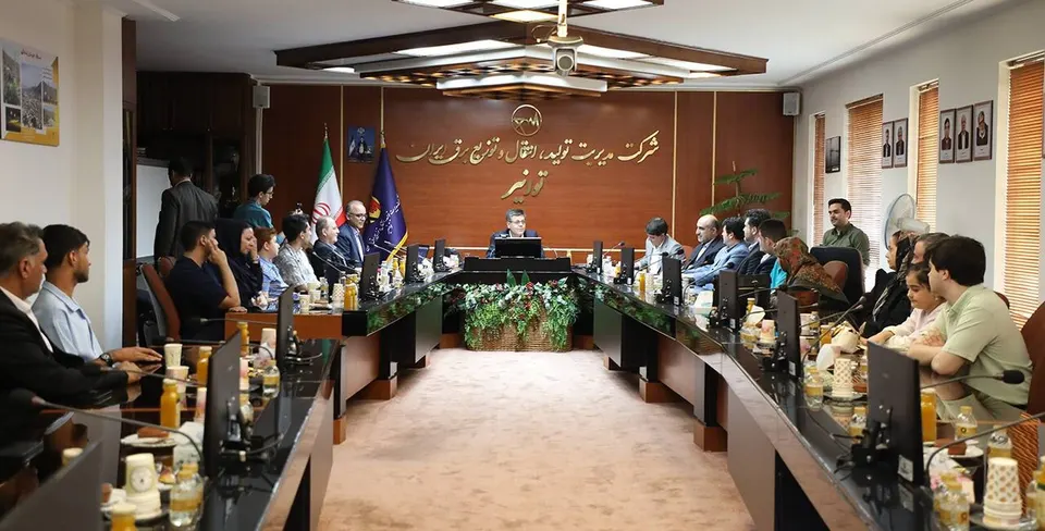 جنگ و ناترازی مانع خدمت‌رسانی مستمر به مردم نشد