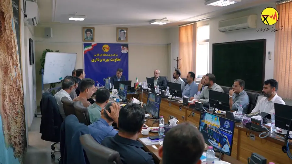 تأکید مدیرعامل برق منطقه‌ای فارس بر نقش کلیدی نمایندگان ایمنی در ارتقای ضریب ایمنی شبکه