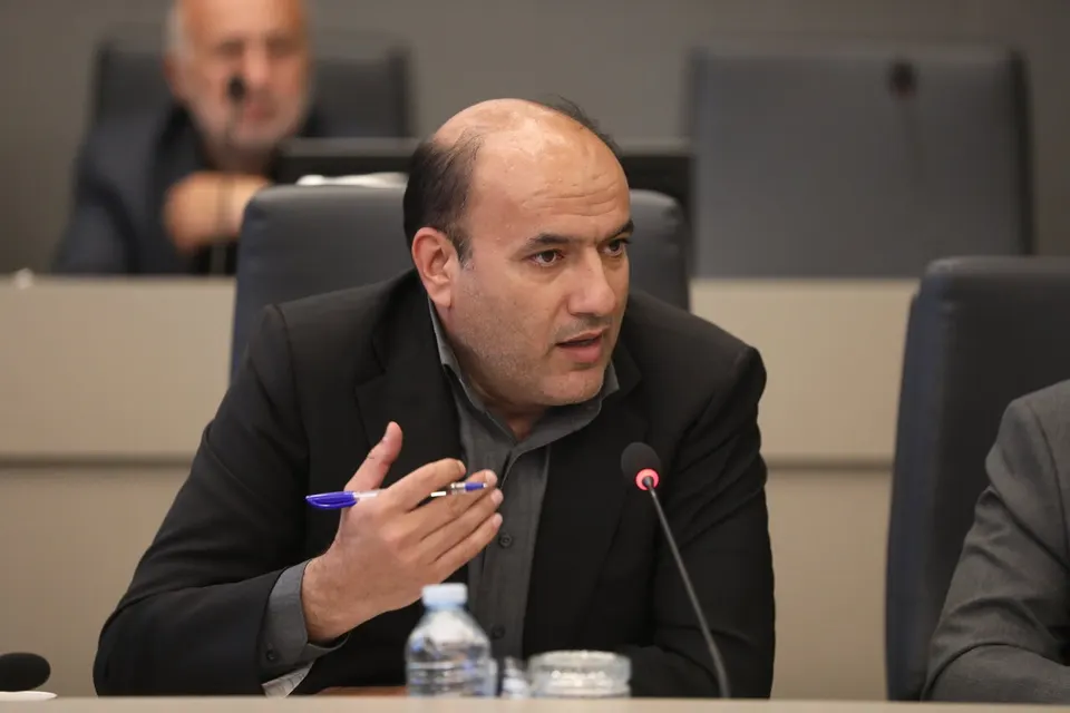 صنعتی‌سازی ساختمان در کشور مغفول مانده است/ مجلس گزارش عملکرد عینی می‌خواهد نه کلی‌گویی و توجیه/ ظرفیت تحقق سهم ۱۵ درصدی قانون برنامه وجود دارد