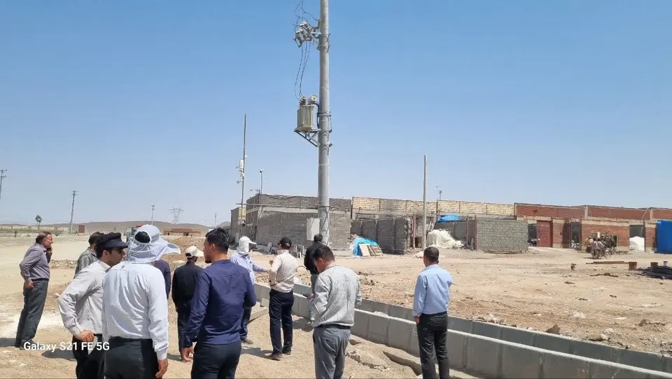 برقرسانی به ۳۴ هزار واحد نهضت ملی مسکن قم با جدیت دنبال میشود