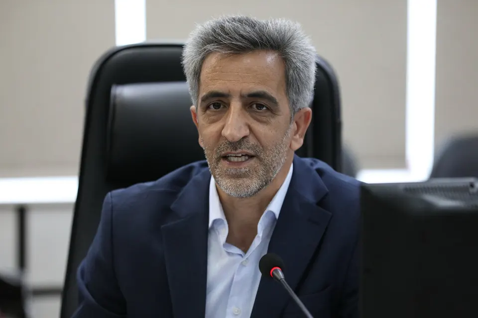 تحقق رشد پایدار اقتصادی در گرو اجرای سیاست‌های اقتصاد مقاومتی است