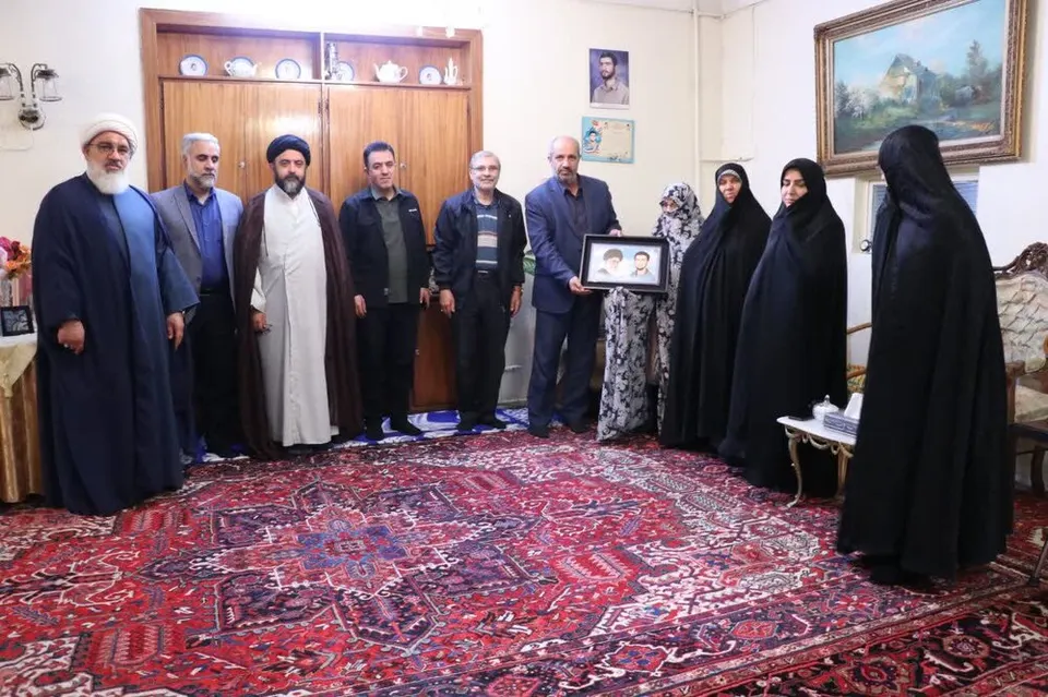 دیدار شهردار تبریز با خانواده معظم شهید والامقام «علیرضا جبلی» و جانباز و آزاده سرافراز "عباسعلی هدایت"