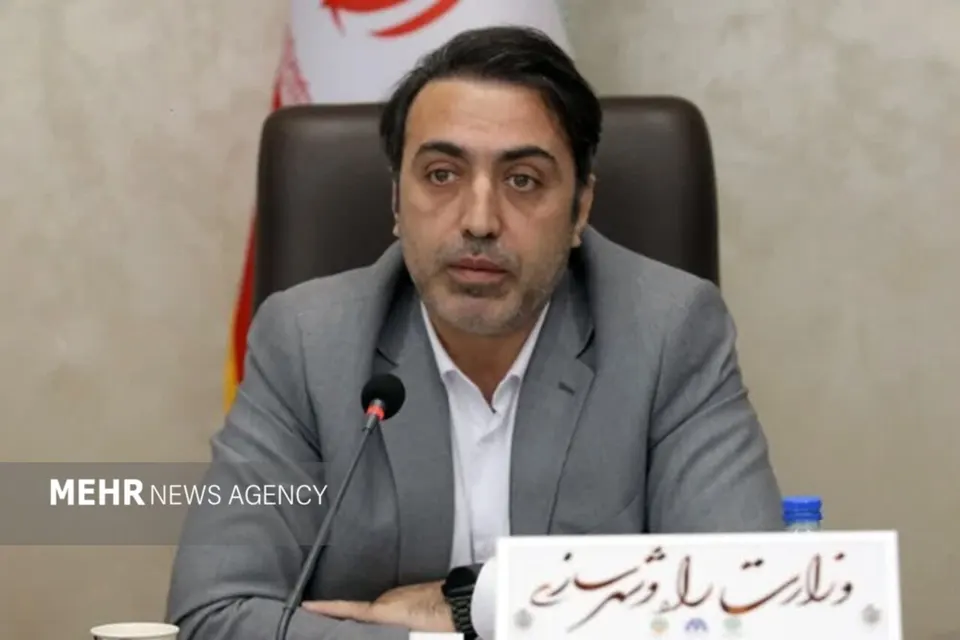 توقف ساختوساز و توسعه صفر در تهران مبنای قانونی ندارد