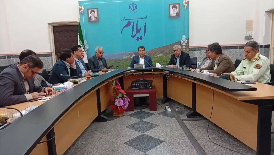 تکمیل خط انتقال سیمره ـ ایلام با نصب ۷۵ دکل وارد مرحله اجرایی شد