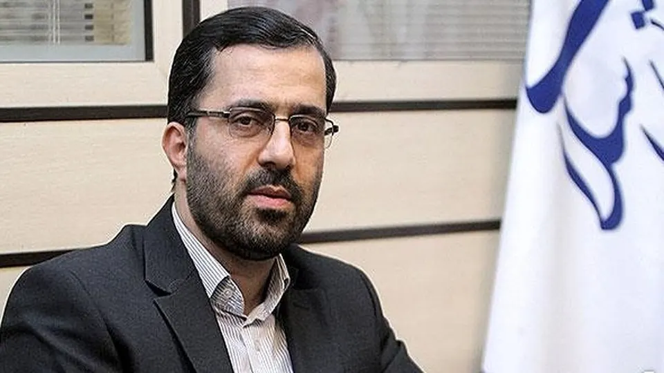 درون‌زایی و برون‌گرایی، مردمی‌شدن اقتصاد، مدیریت مصرف و حمایت از سرمایه‌گذاری‌های مولد، زمینه‌ساز تحقق اقتصاد مقاومتی/ تولیدکنندگان کالاهای بی‌کیفیت به مثابه ستون پنجم دشمن در جنگ اقتصادی هستند