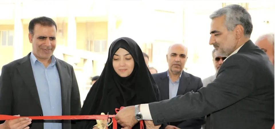 افتتاح ساختمان مسکونی و تقویت ناوگان موتوری شهرداری کرکوند